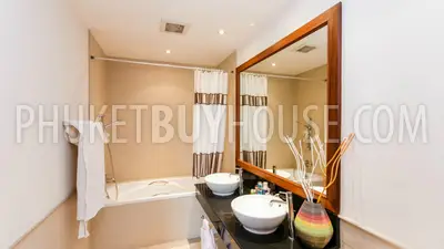 BAN5844: Beautiful 2 Bedroom TownHouse in BangTao. Fotoğraf #24