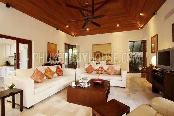 BAN5853: Thai-Balinese style Villa near Laguna Area. Fotoğraf #18