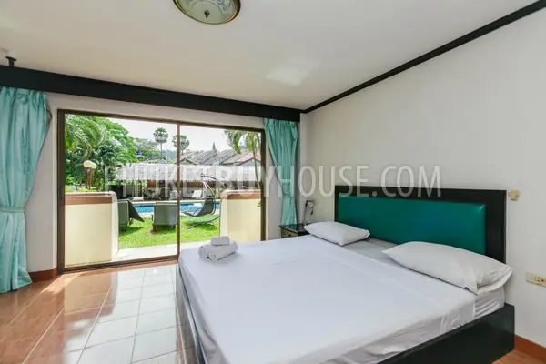 PAT5910: 3 Storey Hotel in Patong. Photo #2