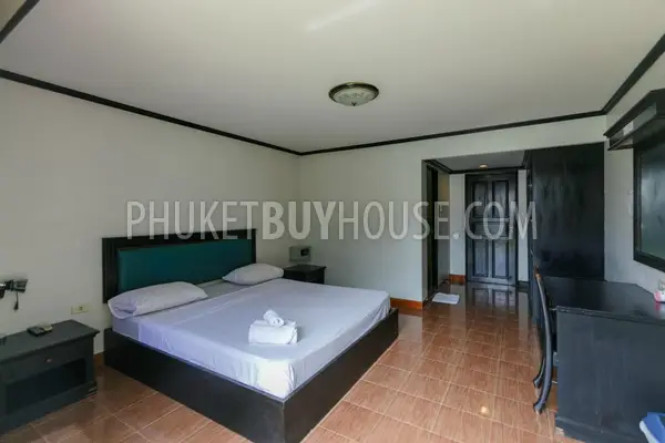 PAT5910: 3 Storey Hotel in Patong. Photo #6