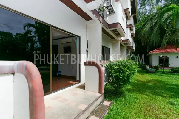 PAT5910: 3 Storey Hotel in Patong. Photo #8