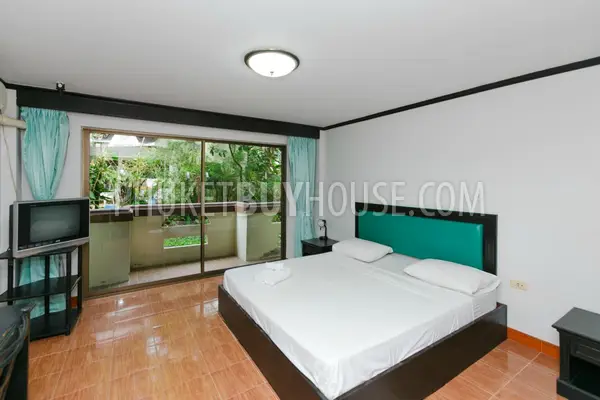 PAT5910: 3 Storey Hotel in Patong. Photo #9