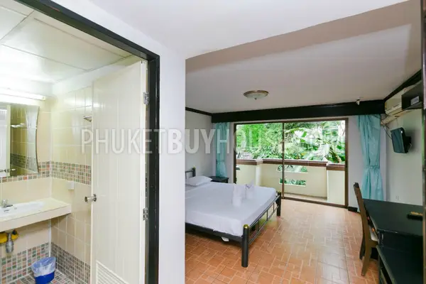 PAT5910: 3 Storey Hotel in Patong. Photo #13