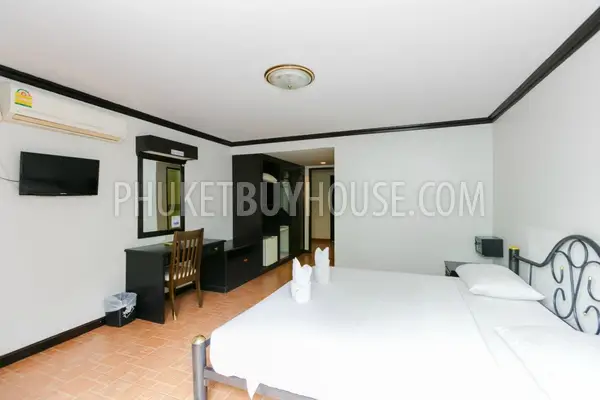 PAT5910: 3 Storey Hotel in Patong. Photo #16