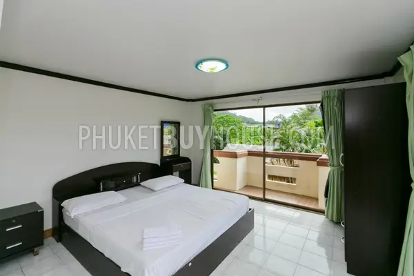 PAT5910: 3 Storey Hotel in Patong. Photo #19