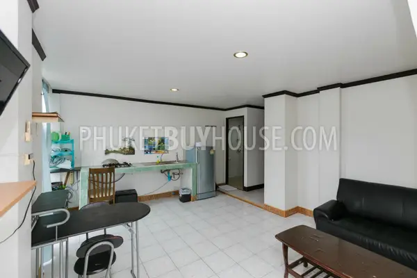 PAT5910: 3 Storey Hotel in Patong. Photo #22