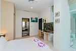 KAR5914: Stylish 1 Bedroom Apartment close to Karon beach. Thumbnail #2