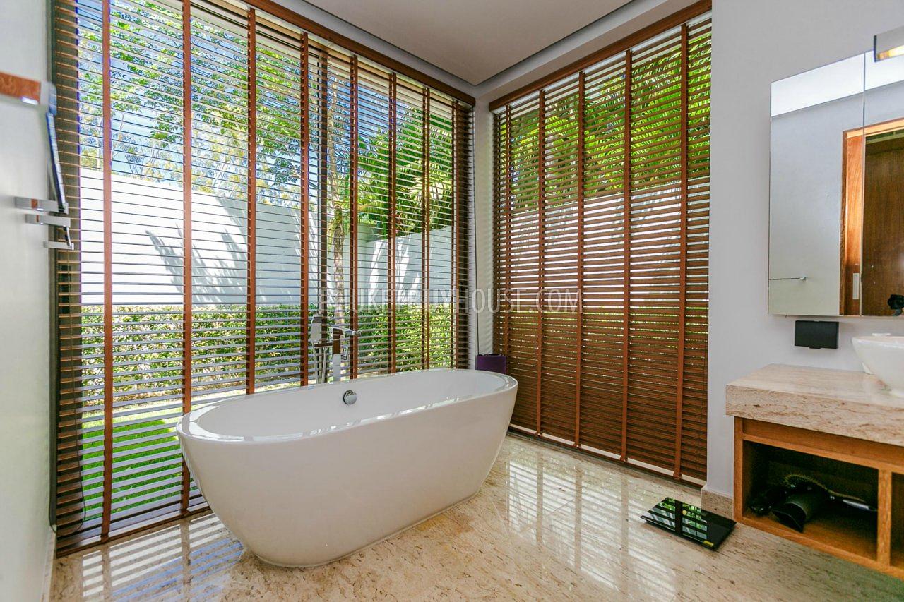 BAN5915: Fantastic Villa with Private Pool in BangTao. Photo #30