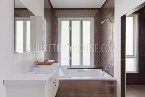 KAM5919: Sea view pool villa in Kamala. Photo #8