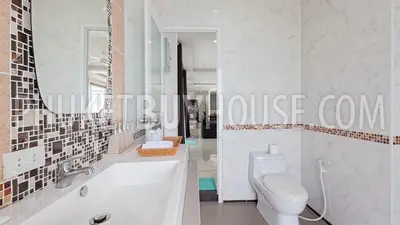 KAM5919: Sea view pool villa in Kamala. Photo #16