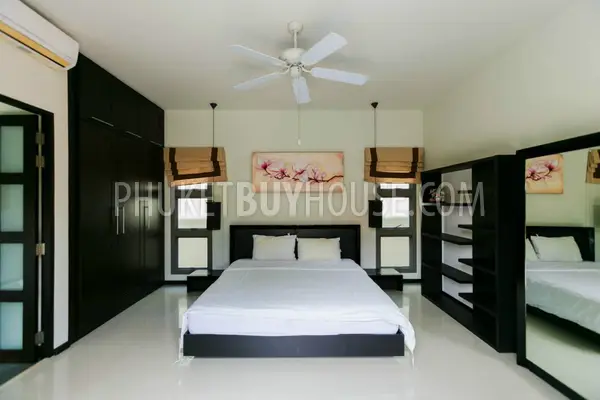 NAI5898: Lovely Villa with Private Pool at closed Complex in Nai Harn. Photo #1