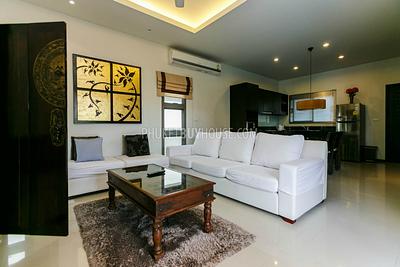 NAI5898: Lovely Villa with Private Pool at closed Complex in Nai Harn. Photo #9