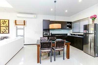 NAI5898: Lovely Villa with Private Pool at closed Complex in Nai Harn. Photo #10