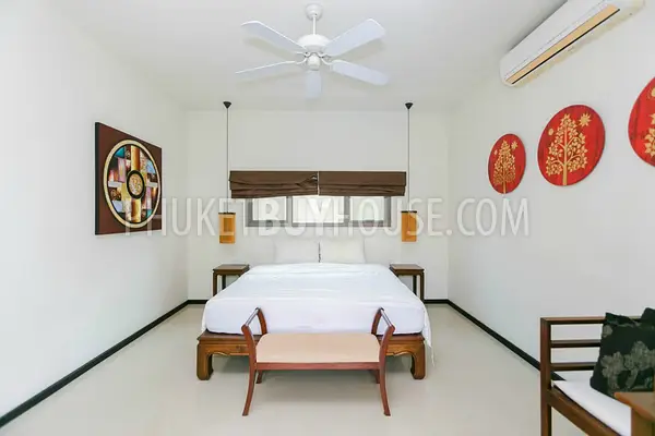 NAI5898: Lovely Villa with Private Pool at closed Complex in Nai Harn. Photo #16