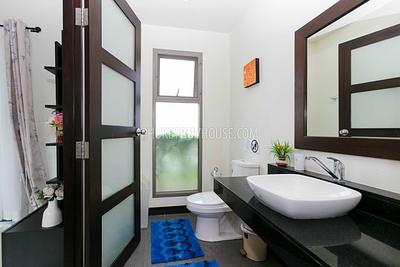 NAI5898: Lovely Villa with Private Pool at closed Complex in Nai Harn. Photo #28