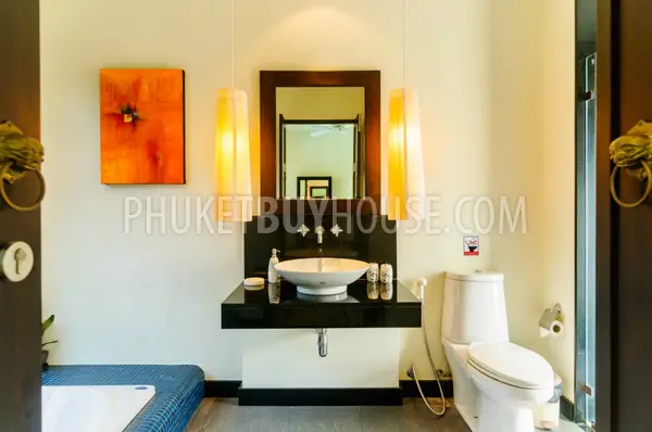 NAI5898: Lovely Villa with Private Pool at closed Complex in Nai Harn. Photo #36