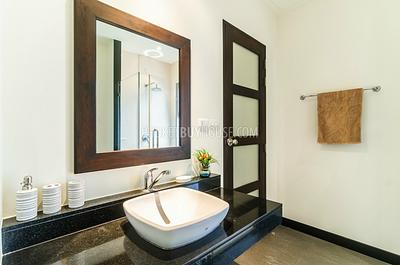 NAI5898: Lovely Villa with Private Pool at closed Complex in Nai Harn. Photo #64