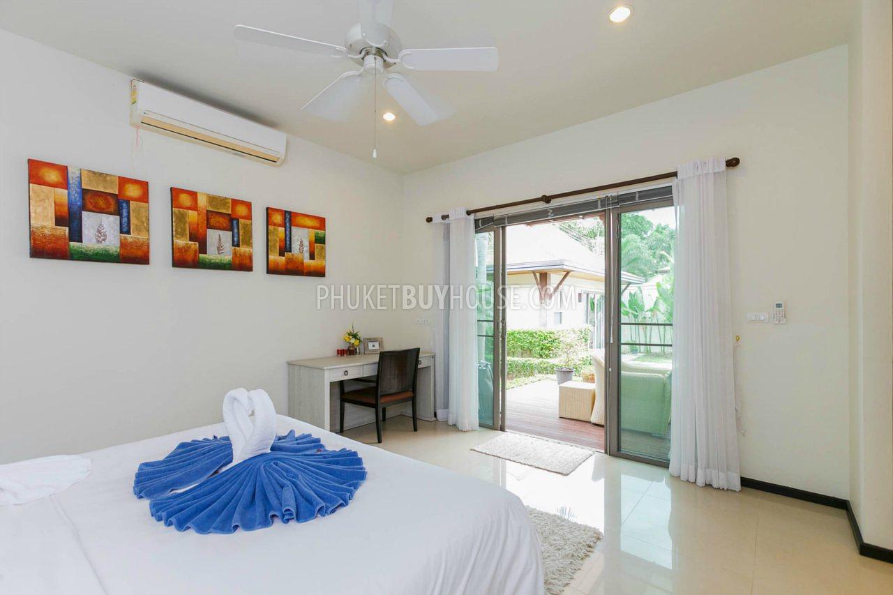 NAI5899: Fully furnished 3 Bedroom Villa with Tropical Garden in Nai Harn. Photo #10