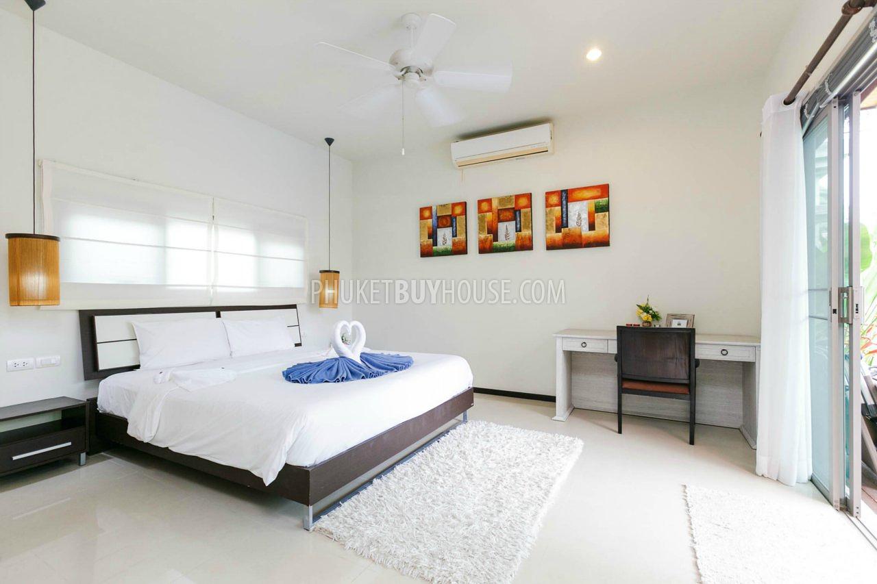 NAI5899: Fully furnished 3 Bedroom Villa with Tropical Garden in Nai Harn. Photo #12
