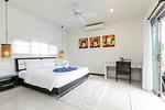 NAI5899: Fully furnished 3 Bedroom Villa with Tropical Garden in Nai Harn. Thumbnail #12