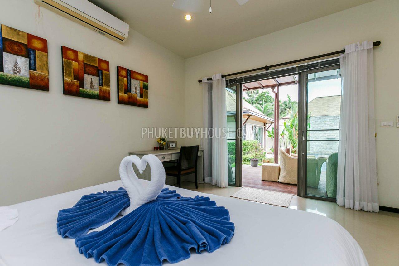NAI5899: Fully furnished 3 Bedroom Villa with Tropical Garden in Nai Harn. Photo #13