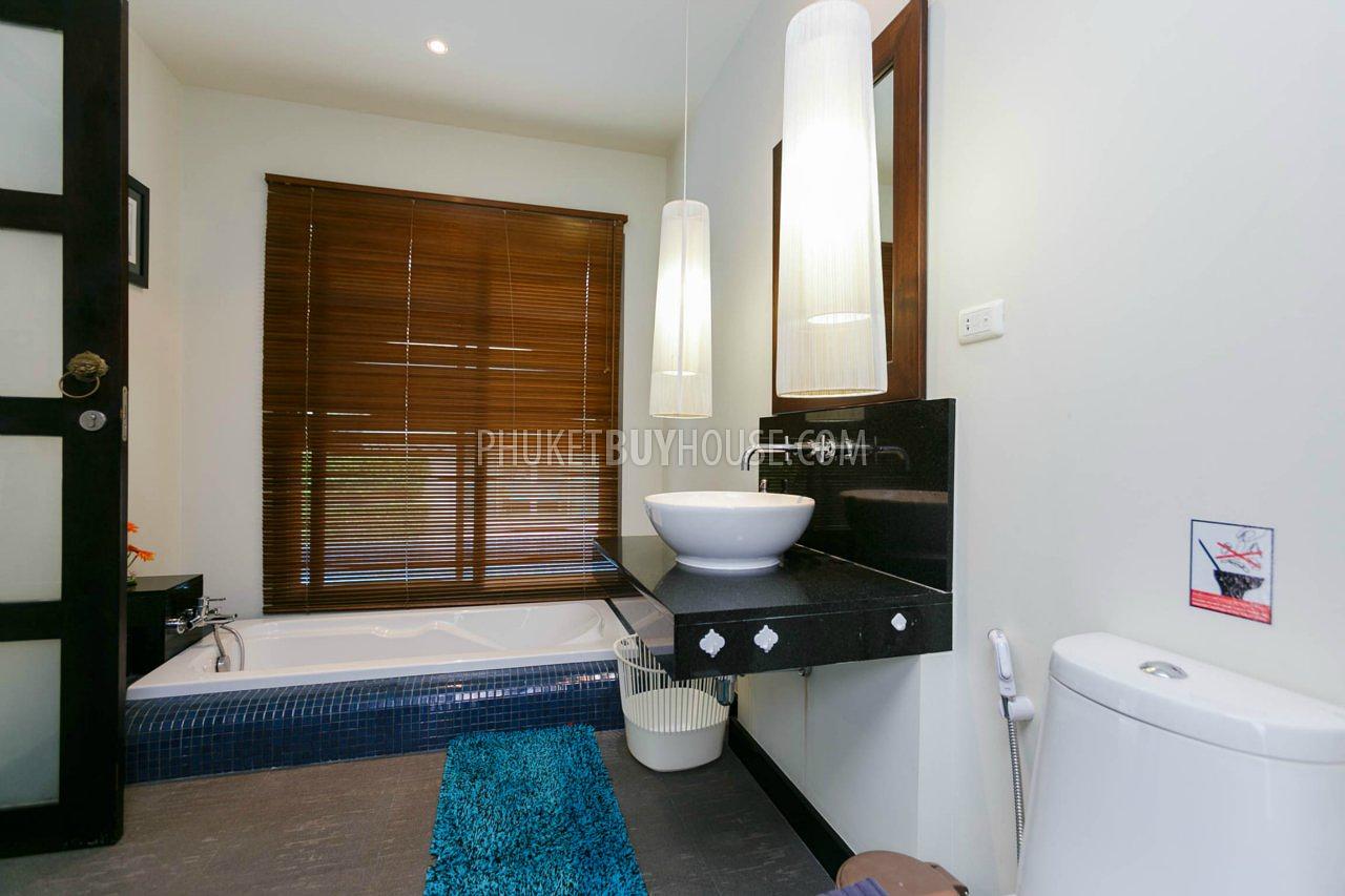 NAI5899: Fully furnished 3 Bedroom Villa with Tropical Garden in Nai Harn. Photo #29