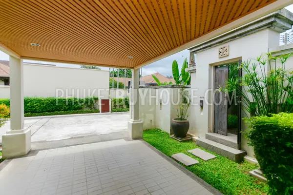 NAI5899: Fully furnished 3 Bedroom Villa with Tropical Garden in Nai Harn. Photo #34