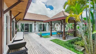 NAI5900: Charming 3 Bedroom Villa with a cozy Sala in Nai Harn. Fotoğraf #7