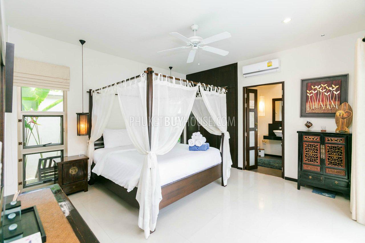 NAI5900: Charming 3 Bedroom Villa with a cozy Sala in Nai Harn. Photo #9