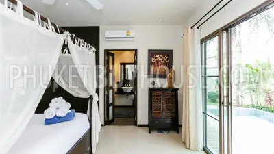 NAI5900: Charming 3 Bedroom Villa with a cozy Sala in Nai Harn. Fotoğraf #11