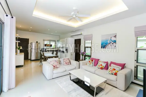 NAI5900: Charming 3 Bedroom Villa with a cozy Sala in Nai Harn. Photo #15