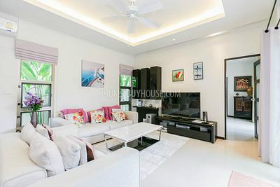 NAI5900: Charming 3 Bedroom Villa with a cozy Sala in Nai Harn. Photo #17