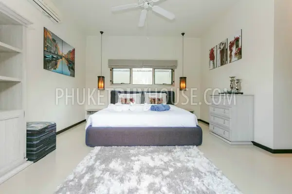 NAI5900: Charming 3 Bedroom Villa with a cozy Sala in Nai Harn. Photo #21