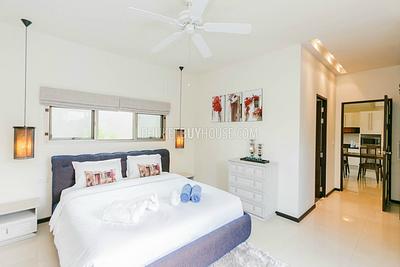 NAI5900: Charming 3 Bedroom Villa with a cozy Sala in Nai Harn. Photo #22