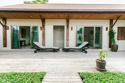 NAI5900: Charming 3 Bedroom Villa with a cozy Sala in Nai Harn. Photo #25