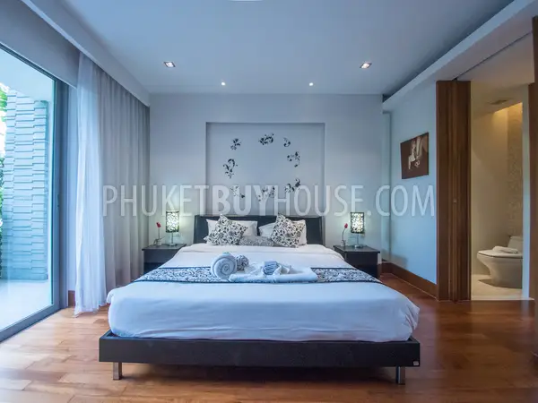 NAT5953: Splendid Apartment just 50 meters from Nai Thon Beach. Photo #15