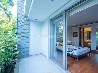 NAT5953: Splendid Apartment just 50 meters from Nai Thon Beach. Photo #16