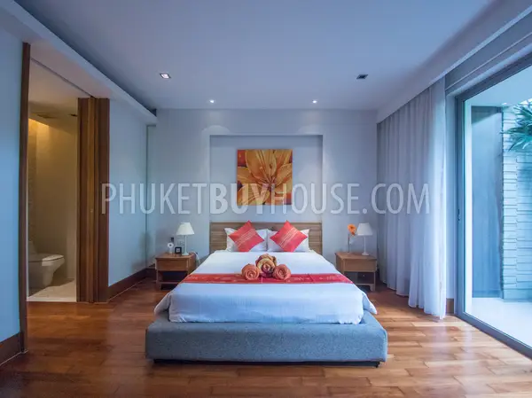 NAT5953: Splendid Apartment just 50 meters from Nai Thon Beach. Photo #21