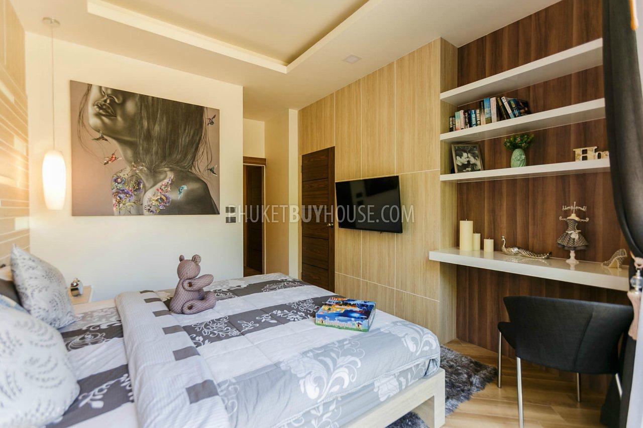 RAW5957: Modern Apartment with a Mountain View in Rawai. Photo #23