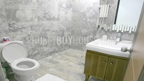 NAI5965: 1 Bedroom Apartment at Brand-New Condominium in Nai Harn. Photo #4