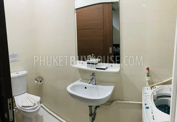NAI5966: Apartment with 2 Bedroom near Naiharn Beach. Photo #9