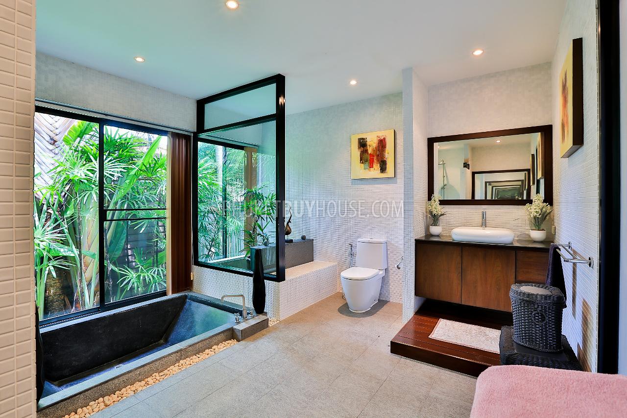 SUR5967: Gorgeous Villa with a Private Pool in Surin. Photo #1