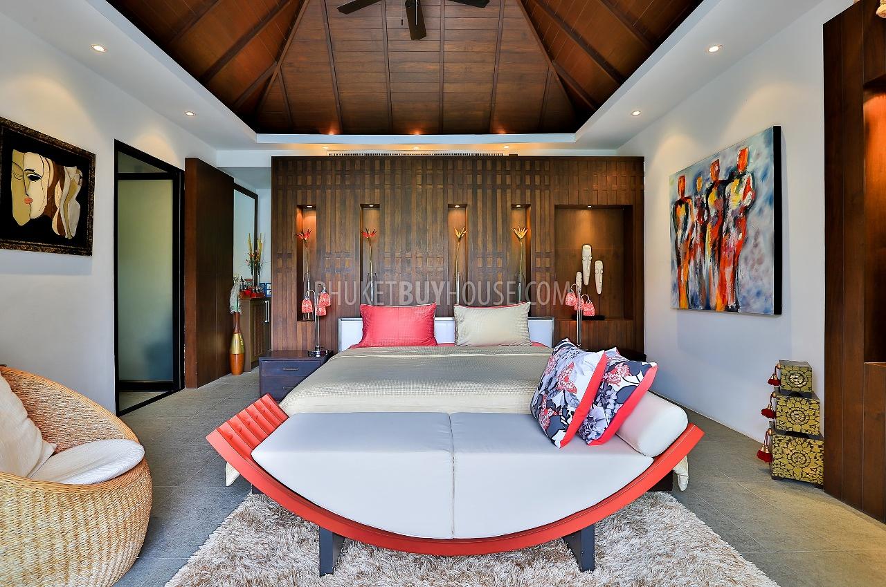 SUR5967: Gorgeous Villa with a Private Pool in Surin. Photo #8