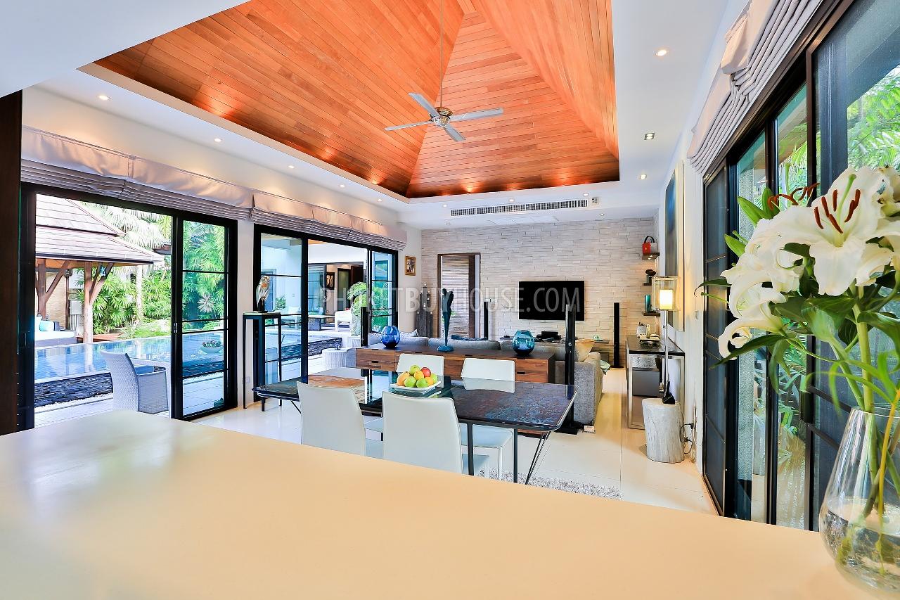 SUR5967: Gorgeous Villa with a Private Pool in Surin. Photo #20