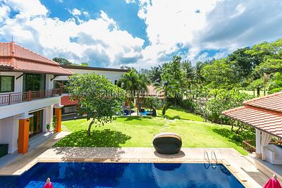 BAN5934: Spacious 12-Bedroom Villa with Two Pools in Bang Tao. Photo #9