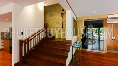 BAN5934: Spacious 12-Bedroom Villa with Two Pools in Bang Tao. Fotoğraf #14