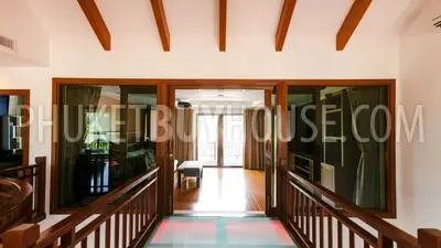 BAN5934: Spacious 12-Bedroom Villa with Two Pools in Bang Tao. Fotoğraf #19