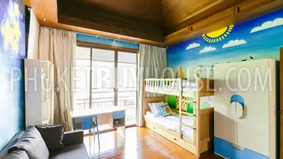 BAN5934: Spacious 12-Bedroom Villa with Two Pools in Bang Tao. Fotoğraf #35