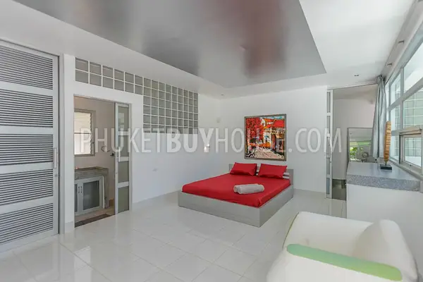 RAW5940: Pool Villa with a Tropical Garden in Rawai. Photo #14