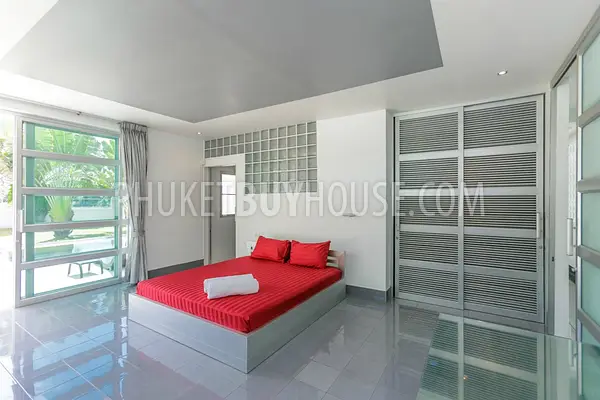 RAW5940: Pool Villa with a Tropical Garden in Rawai. Photo #19